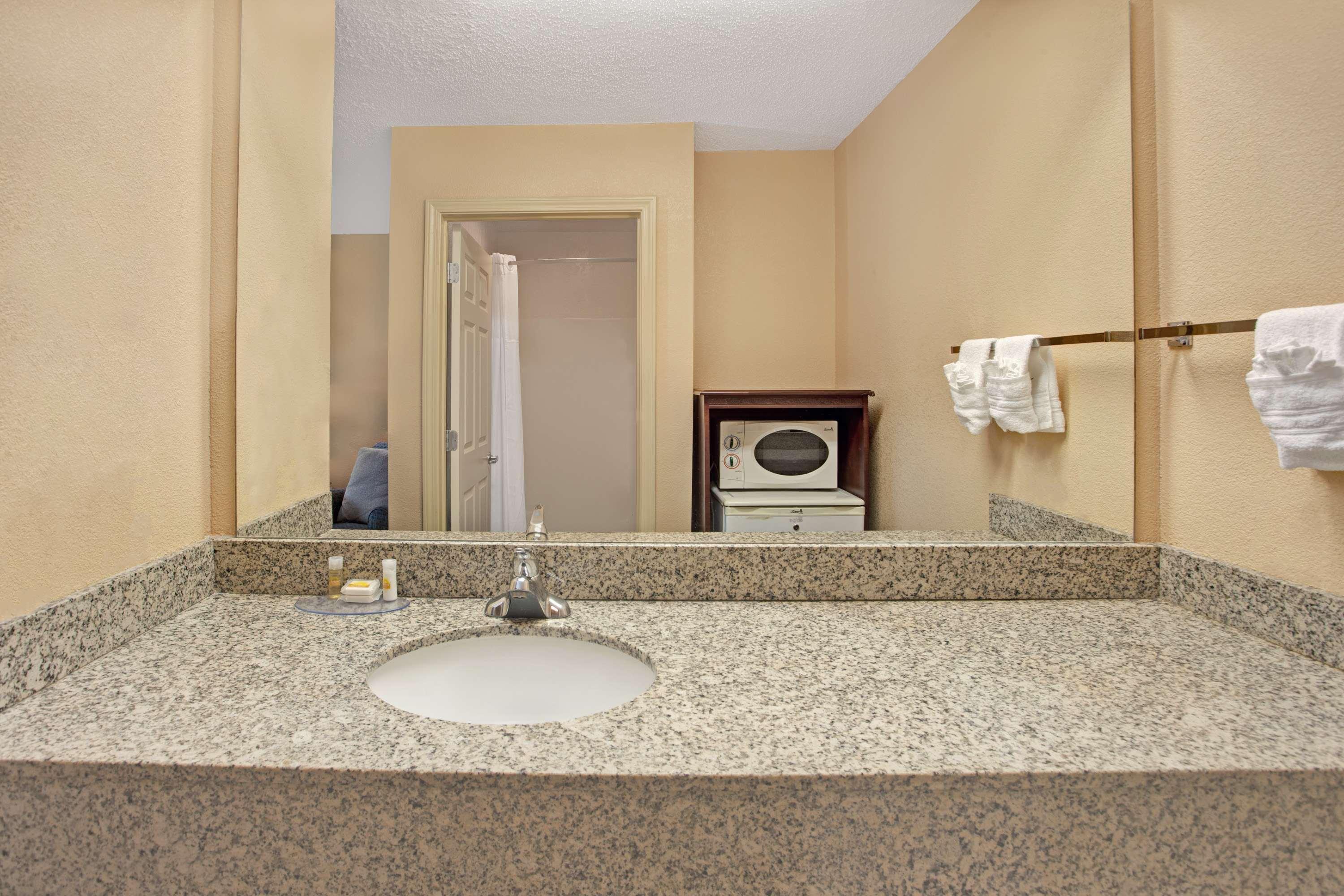 Days Inn By Wyndham Marietta White Water Dış mekan fotoğraf