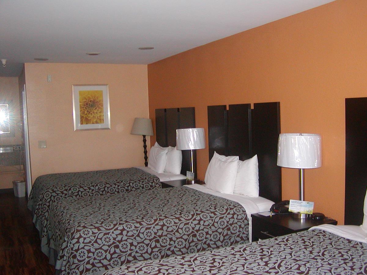 Days Inn By Wyndham Marietta White Water Dış mekan fotoğraf