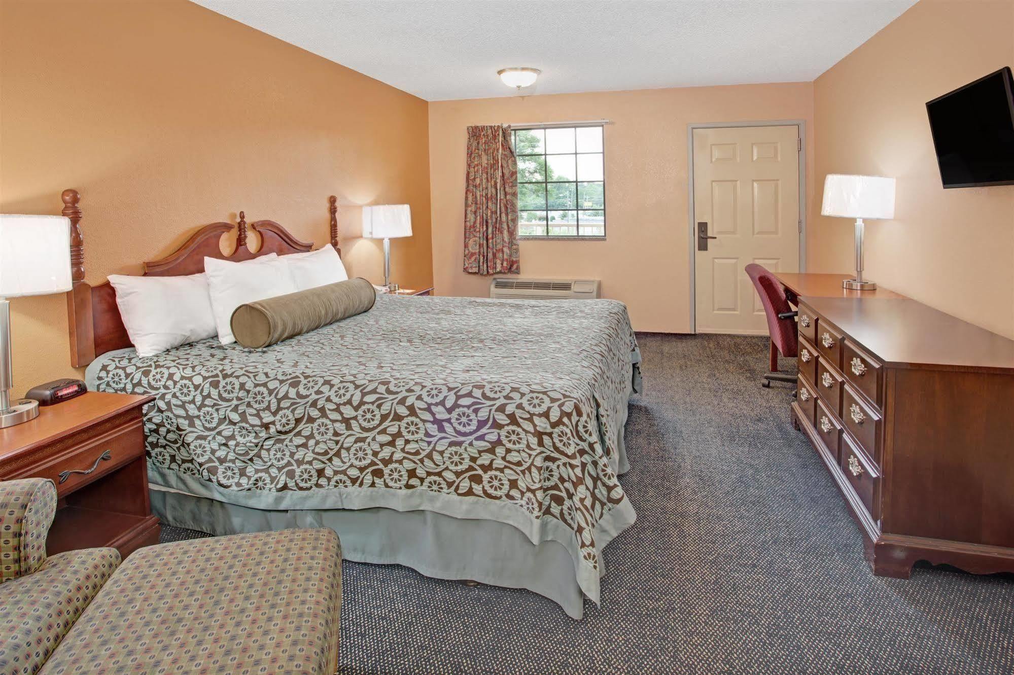 Days Inn By Wyndham Marietta White Water Dış mekan fotoğraf